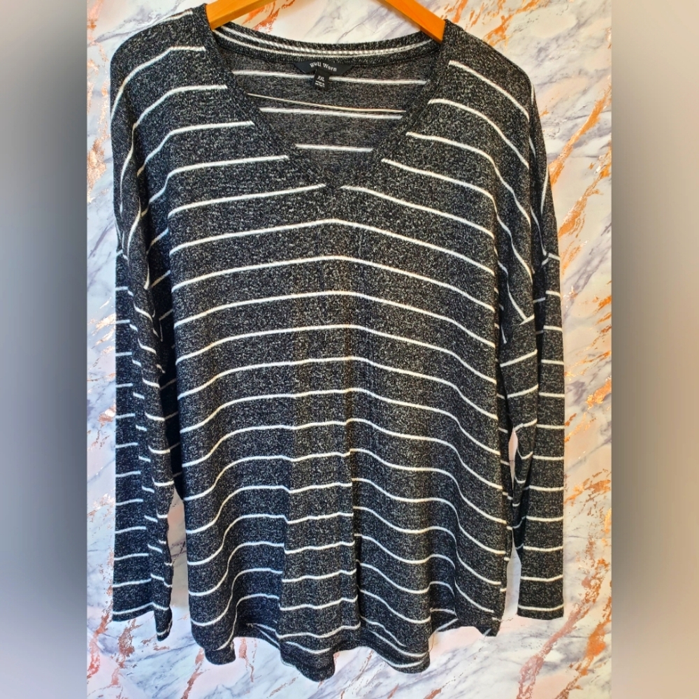 Women's black & White striped top